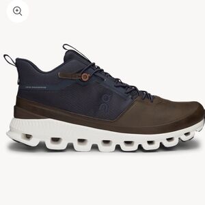 ON Cloud mens waterproof running shoes